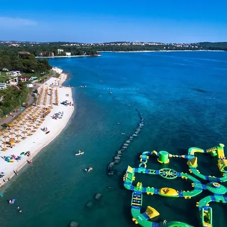 Stunning View With Pool *