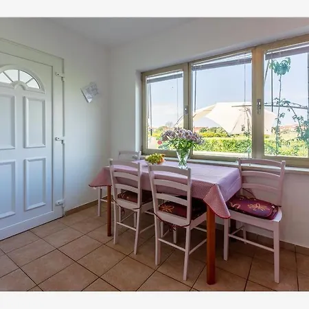 Stunning View With Pool * Valbandon