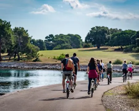 Stunning View With Pool *