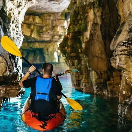 Appartement Stunning View With Pool Valbandon