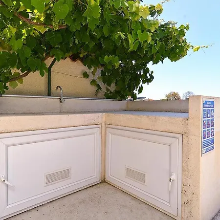 Appartement Stunning View With Pool *