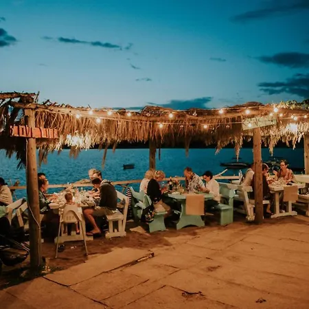 Stunning View With Pool * Valbandon